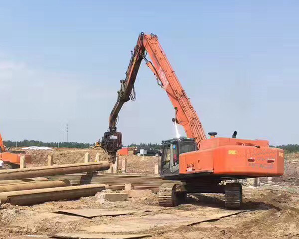 钢板桩打桩机